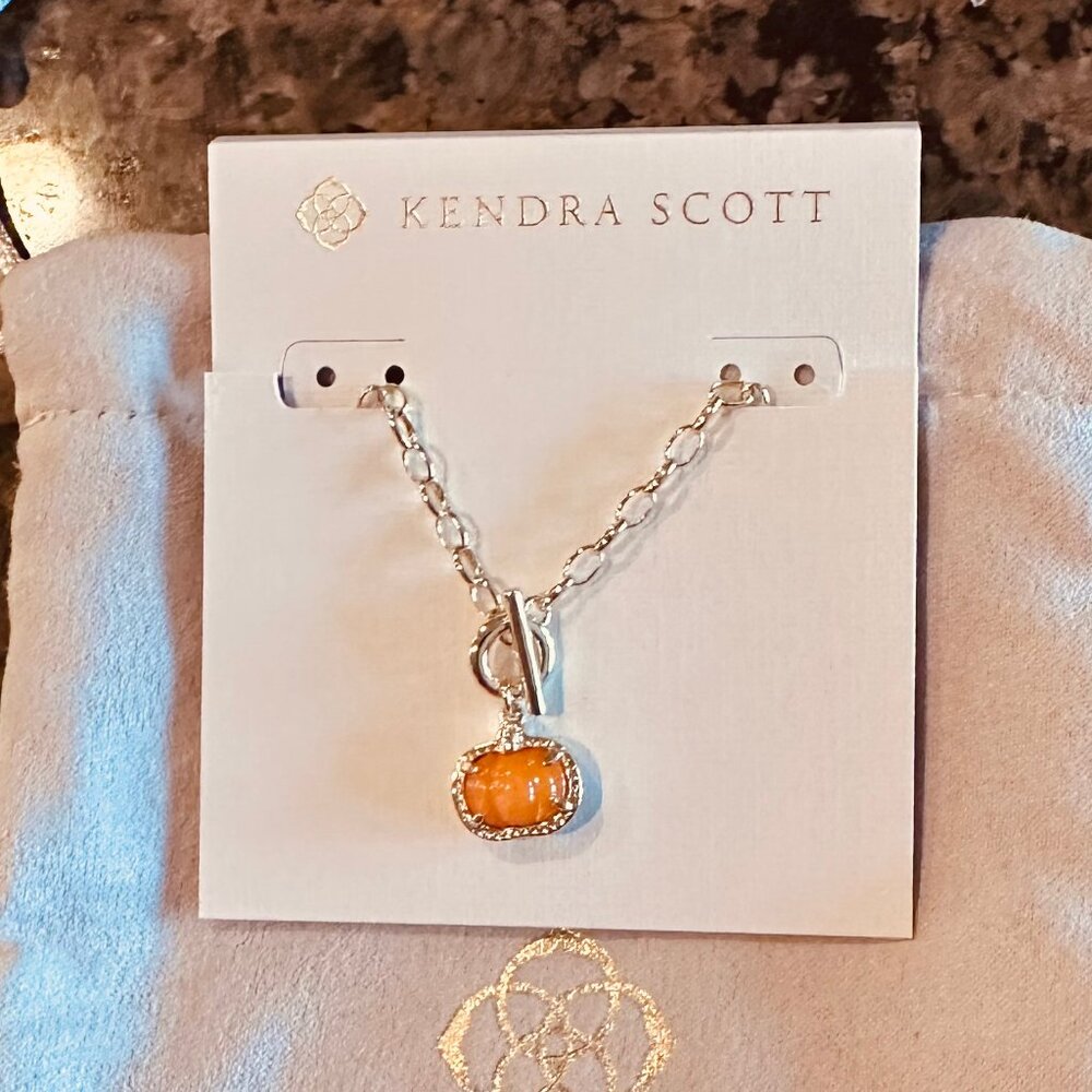 NWT - Kendra Scott Pumpkin Link and Chain Necklace - Orange Mother-of-Pearl